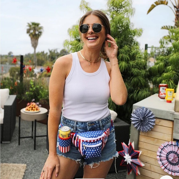 NWT Tipsy Elves Freedom Fanny Pack w/Drink Holder - Picture 1 of 11